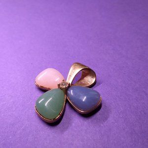 Vintage AVON floral pattern multicolored pendant